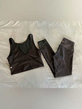 lululemon athletica Black Legging & Sports Bra Set